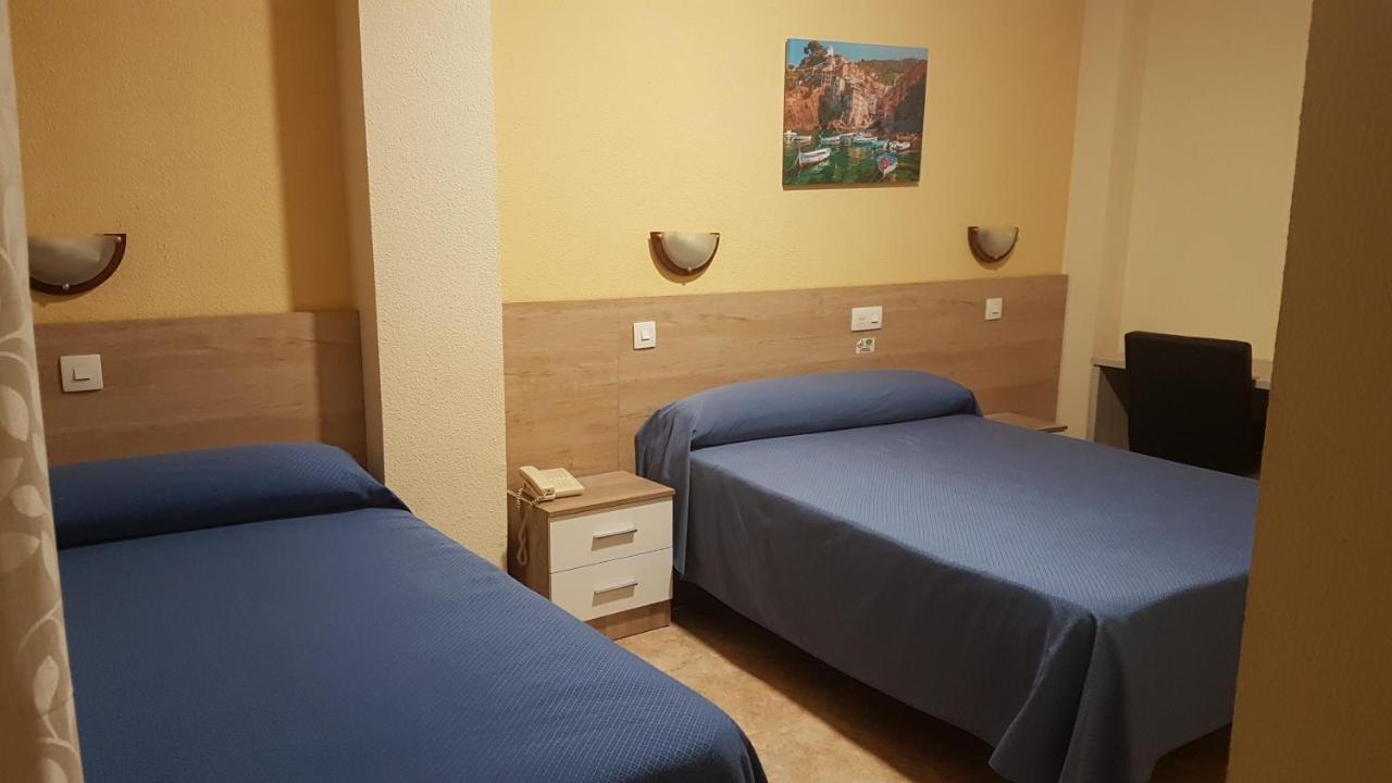 Hostal El Altet Luaran gambar